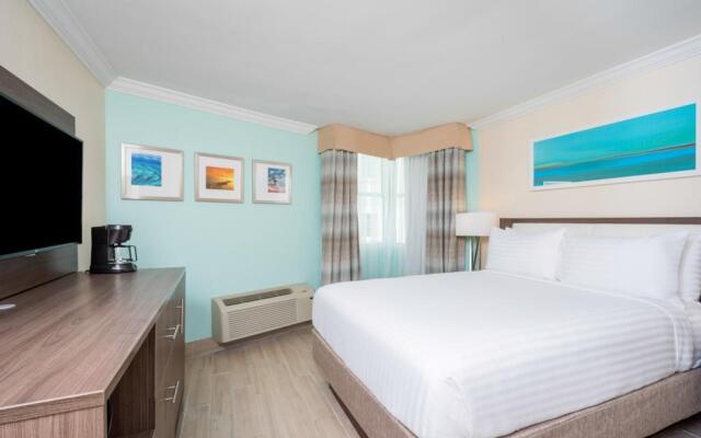 Holiday Inn Express & Suites Nassau, an IHG Hotel