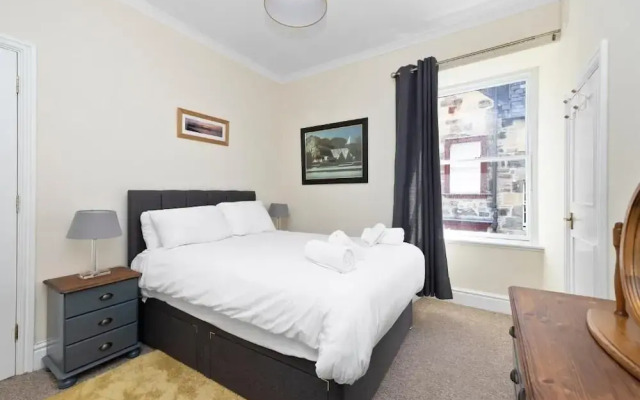 JOIVY Rose Street Hideaway