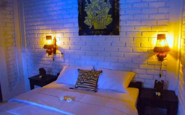 Gusti Hostel