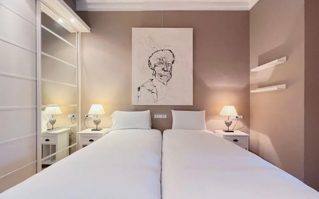 Stay U-nique Apartments Urquinaona