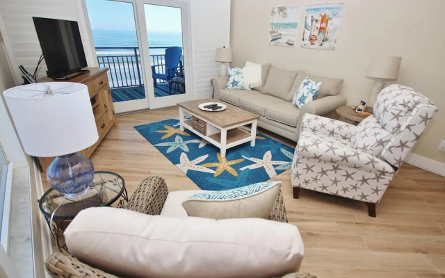 Sea Coast Gardens III 406