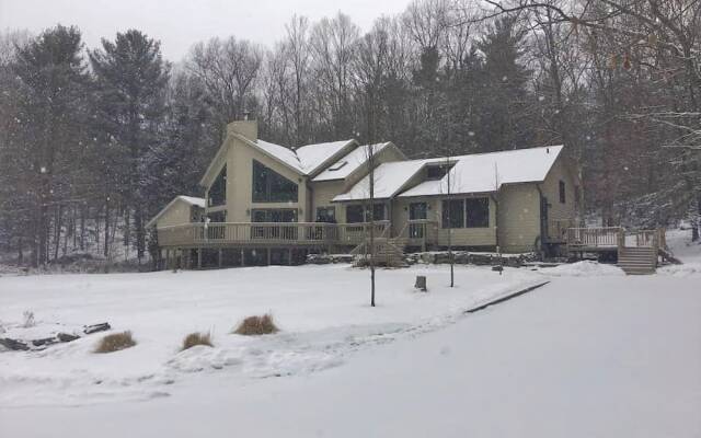 Black Creek Bed and Breakfast