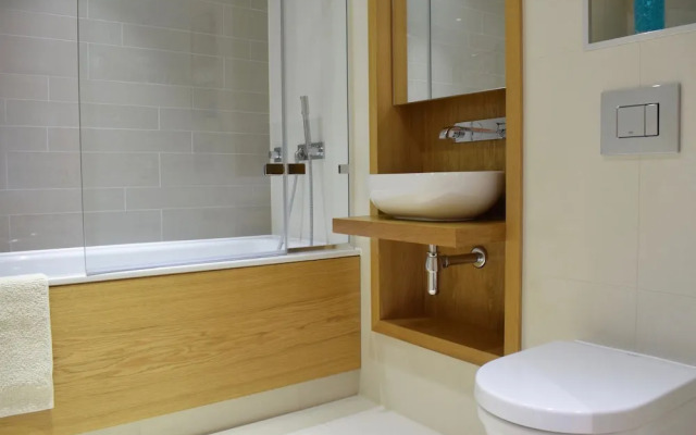 3 Bedroom Flat in Westminster