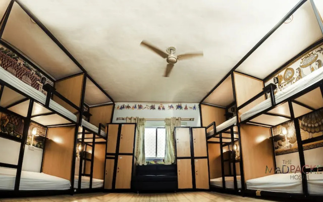 Madpackers Hostel Pushkar