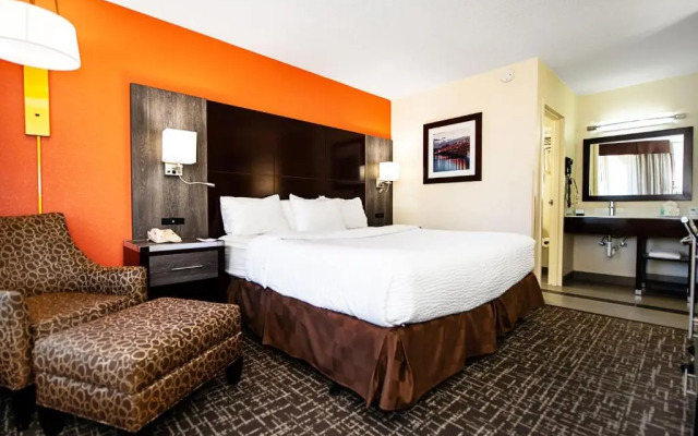 Rodeway Inn & Suites