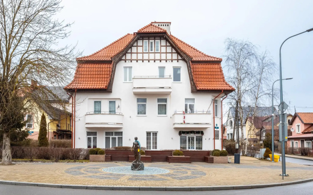 For a day in Zelenogradsk, Lenin St., 12