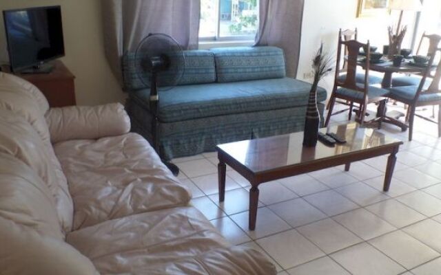 Cloud 9 Beach Suite