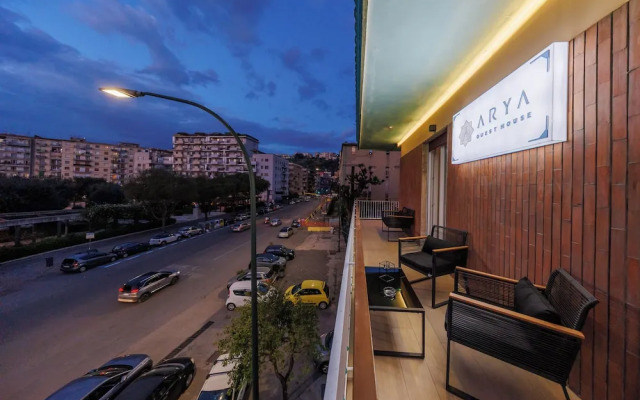 Arya Guest House