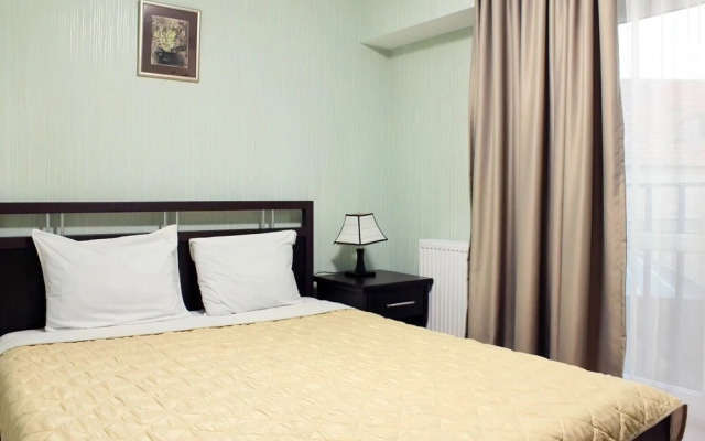 Oriental Hotel