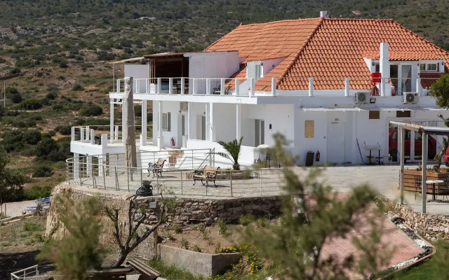Poseidon Apartments & Villas By The Sea