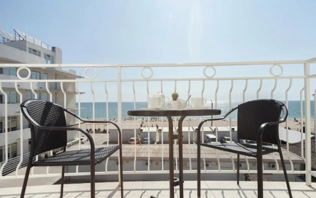 Пляжный отель «Прибой»