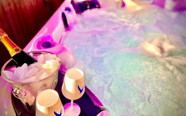 Beautiful Hot Tub Suite in Lytham St Annes