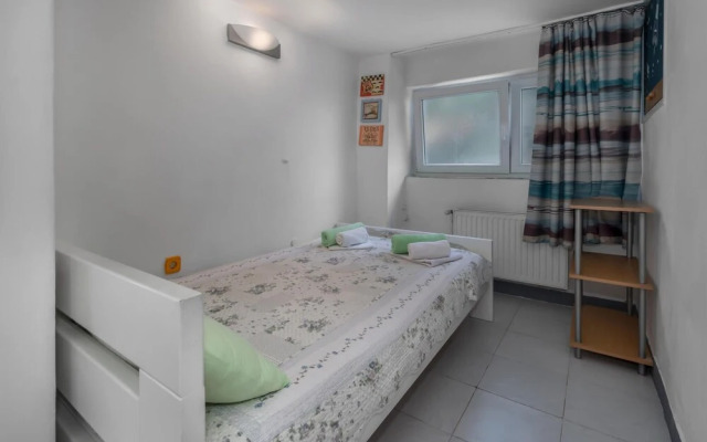 Stunning Apartment in Crikvenica With 2 Bedrooms and Wifi