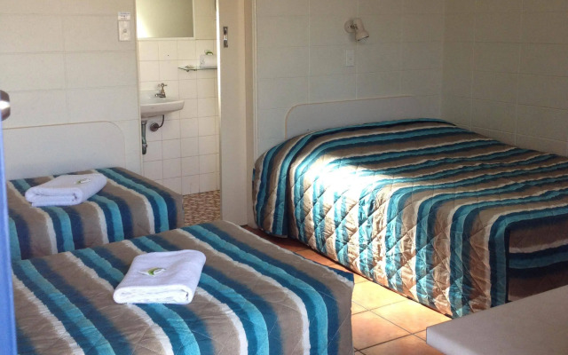 Sunburst Motel