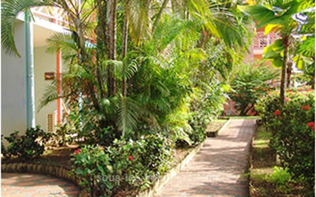 Studio In Sainte Anne With Wonderful City View Furnished Garden And Wifi 2 Km From The Beach