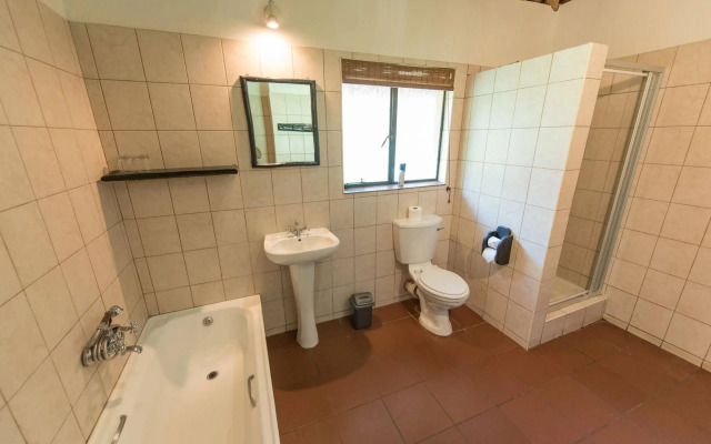 Sefapane Lodges and Safaris