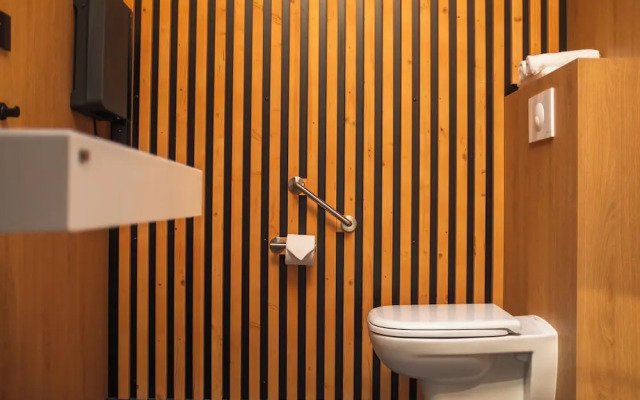 Bleu Minuit La Source