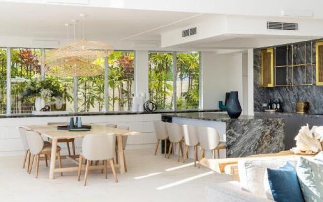 12 Noosa Parade