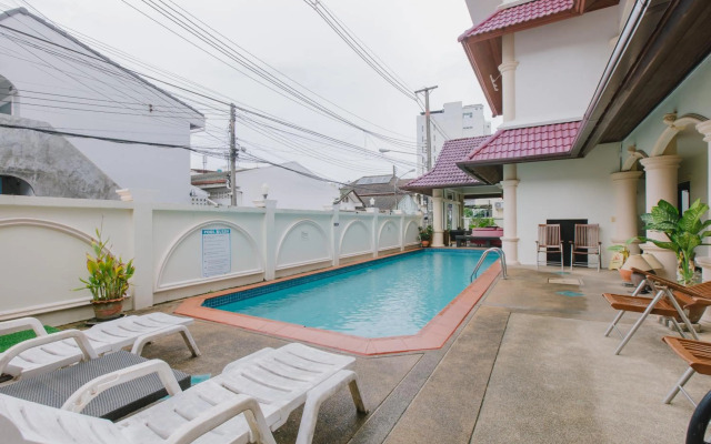 Royal Prince Residence
