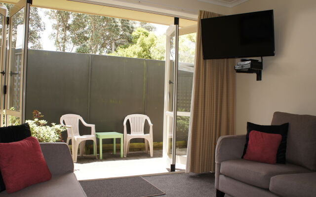 Bks Egmont Motor Lodge