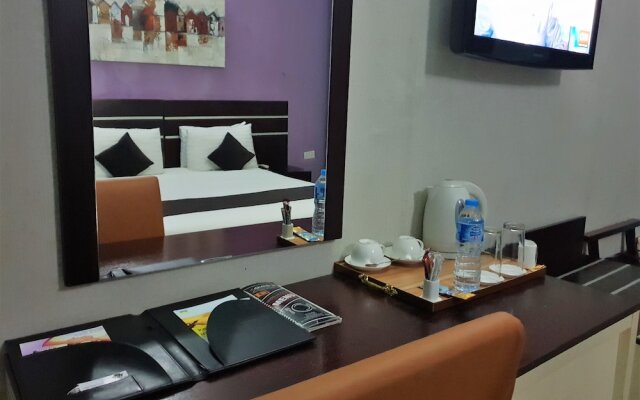 Serendib Hotel And Suites