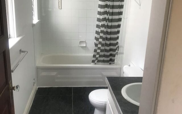 West Broadway guesthouse