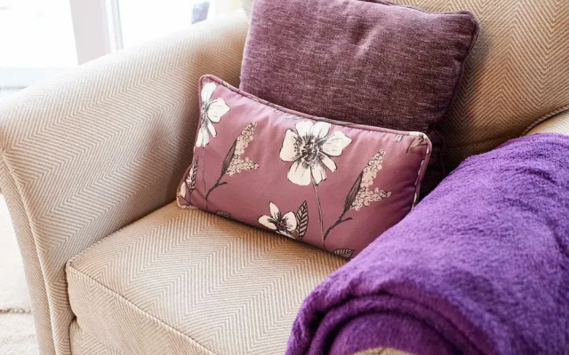 Host Stay Lakeview Winter