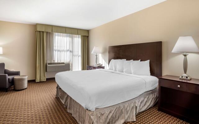 Best Western Plus Philadelphia Airport S. At Widener Univ.