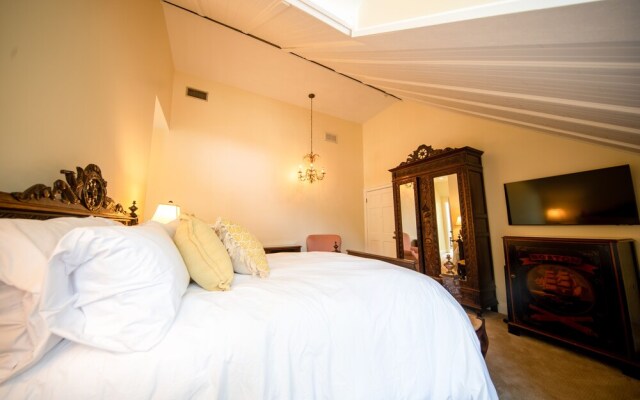 The Edenton Collection-The Granville Queen Inn