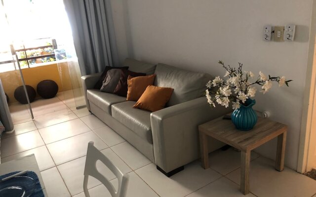 Apartamento com Piscina a Beira Mar