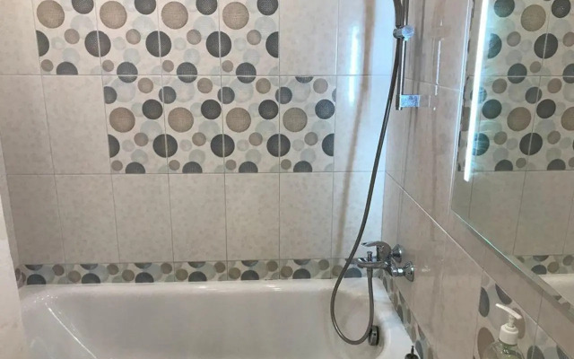 Апартаменты на улице Азина 15