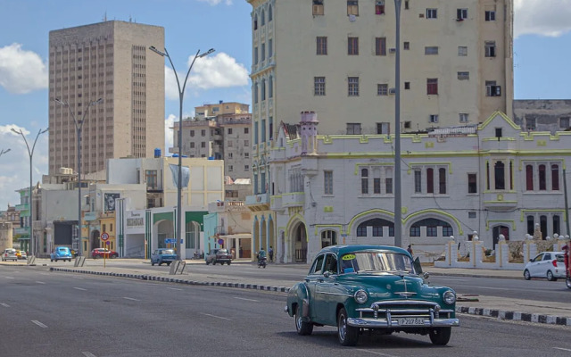Malecón Blue Apartment