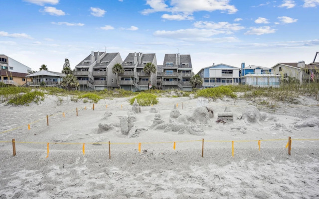 Pelican Pointe 5B