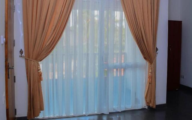 Hotel Star White Negombo