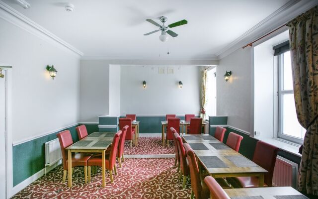 OYO Lochinvar Hotel