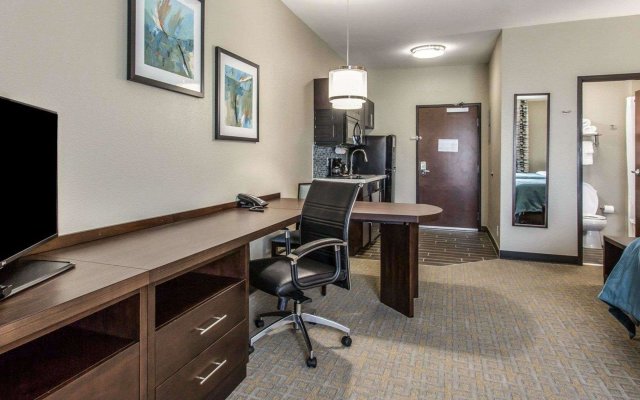 MainStay Suites Midland