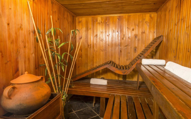 Hotel Manantial