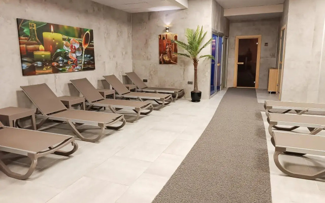 Lara World Hotel