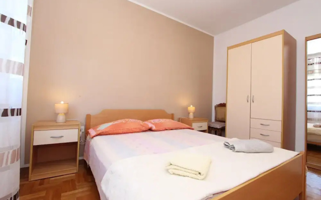 Apartments Folo
