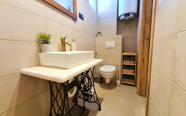 House Rustic heaven in Novi Vinodolski (Crikvenica)