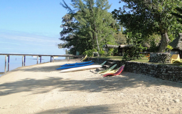 Linareva Moorea Beach Resort