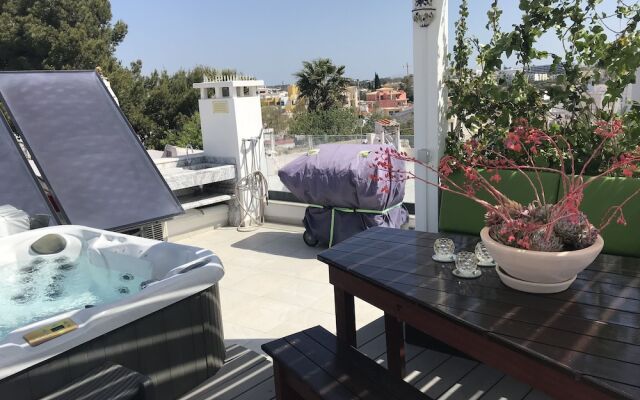 The Birds Nest Luxury B&B