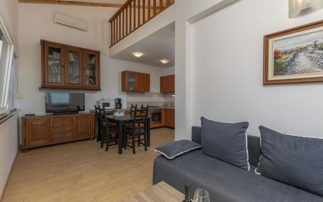 Stunning Apartment in Njivice With Wifi and 2 Bedrooms