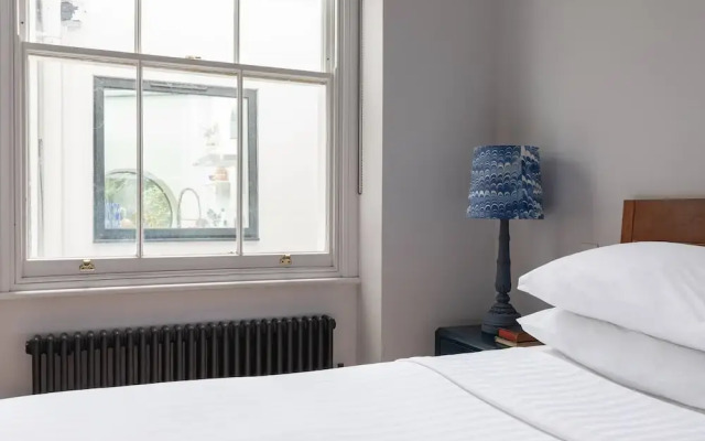 Colville Terrace IV by Onefinestay