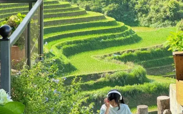 Yunyaqinqi Guesthouse