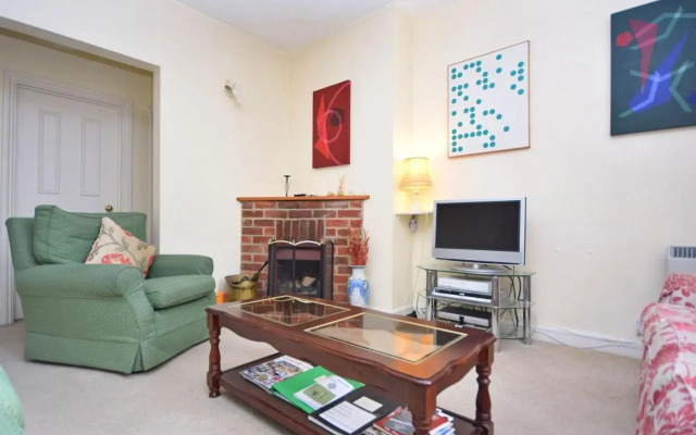 Pepper Pot Cottage