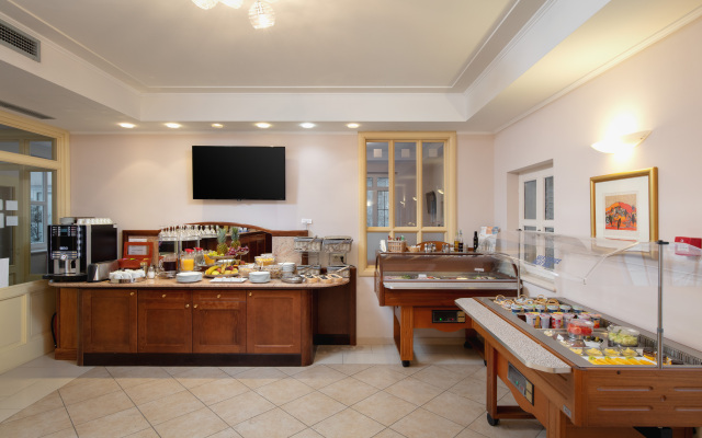 Hotel Croatia