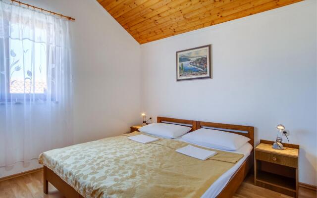 Ruka - Free Barbecue - A2