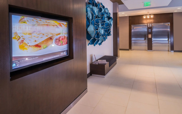 Courtyard Wilmington Downtown/Historic District