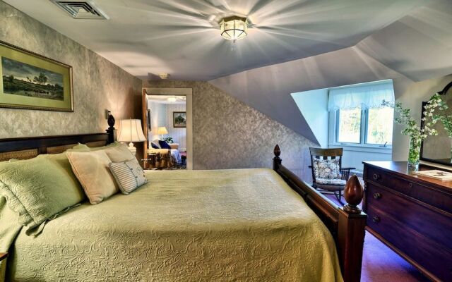 Darby Field Inn & Restaurant